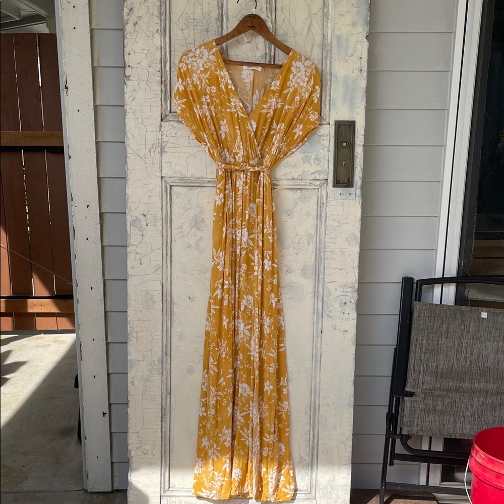 Mustard Seed Yellow (W/ POCKETS) and White Floral Sundress (small)